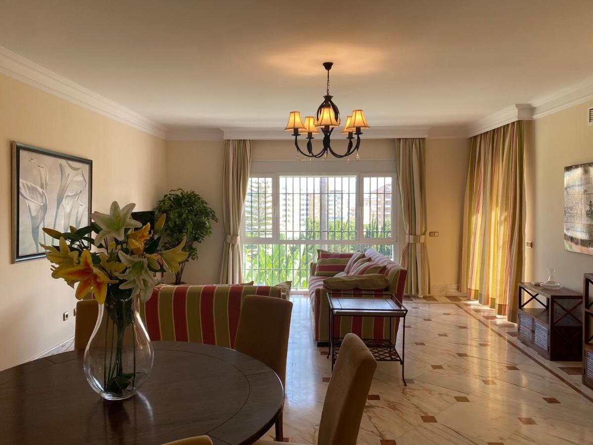 Apartamentos Villa Torreblanca Fuengirola Dış mekan fotoğraf